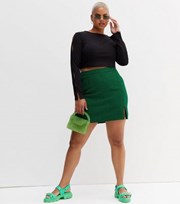 New Look Curves Green Dogtooth Split Hem Mini Skirt